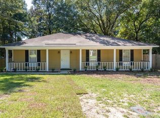 1823 Ranch House Dr, Semmes, AL 36575