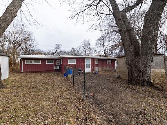 4th image of 2106-08 N 47th St