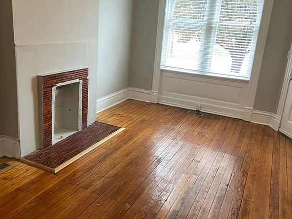 5th image of 4370 Chouteau Ave Unit 4372