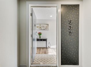 13820 NE 65th St, Redmond, WA 98052
