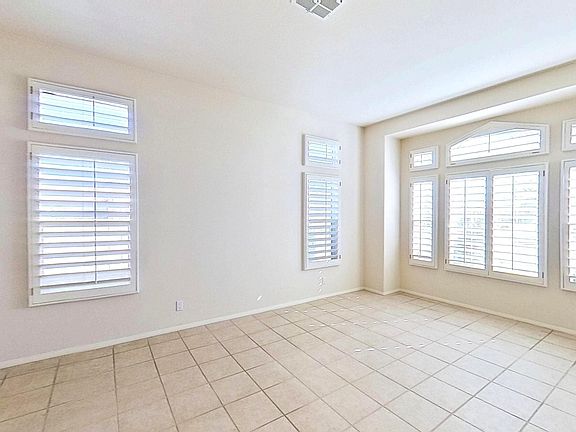 3rd image of 40507 Dunes Ln