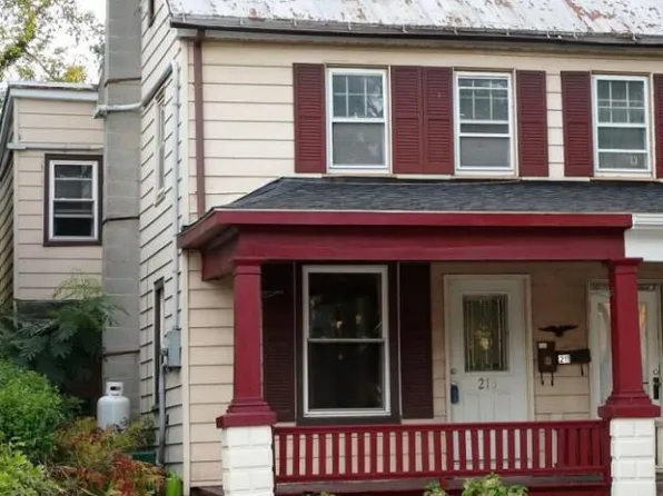 213 E Main St, Ephrata, PA 17522