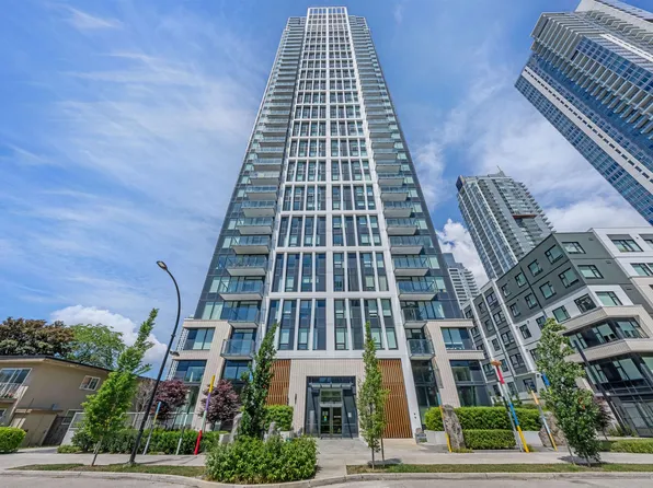 6537 Telford Ave #602, Burnaby, BC V5H 0K9