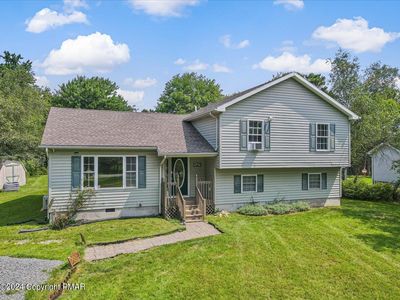 261 Clearview Dr, Long Pond, PA, 18334