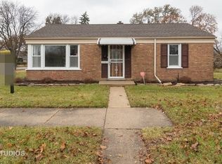 2545 S 16th Ave, Broadview, IL 60155