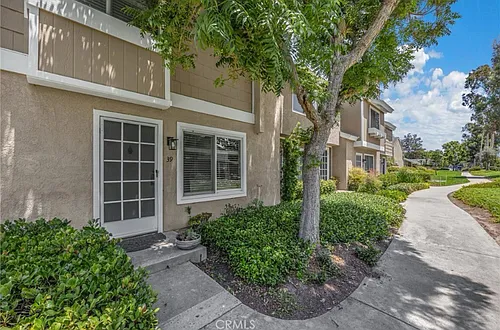 39 Eastmont Photo 1