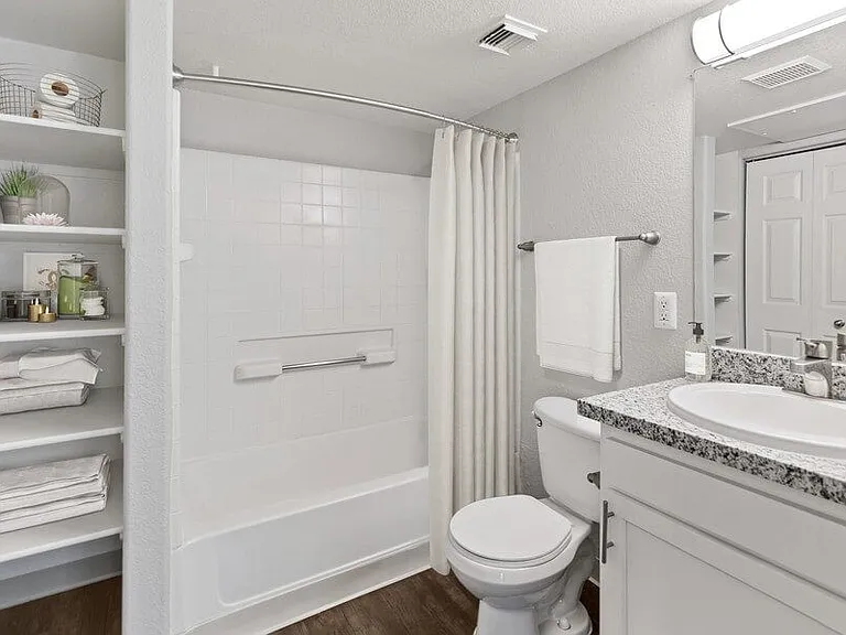 Ridgeline Apartment Homes — Photo 15