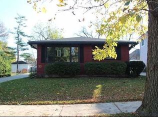 323 N Elm St, Itasca, IL 60143