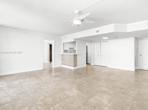 16565 NE 26th Ave APT 6C, North Miami Beach, FL 33160