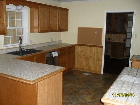 5th image of 414 Summerlin Dr