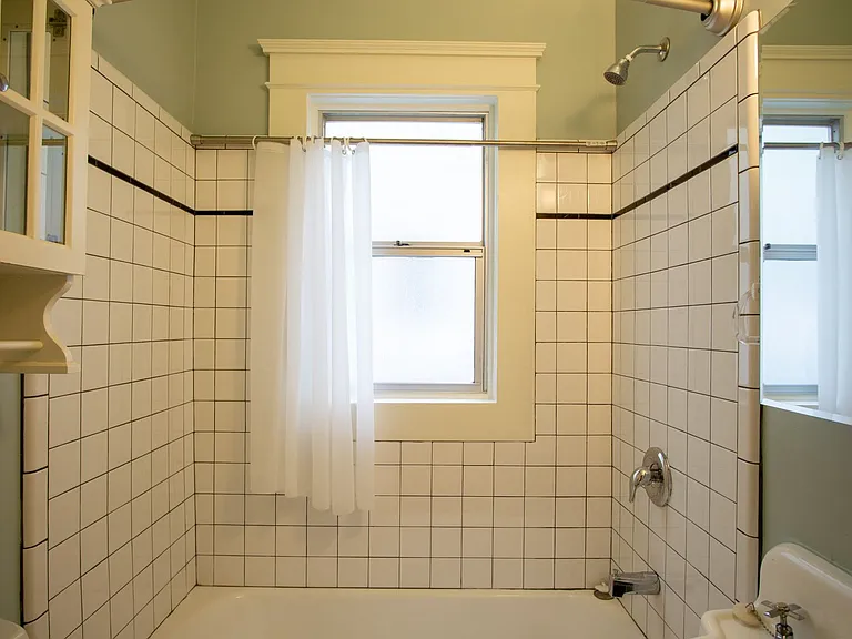 209 NW 23rd Ave #103 — Photo 10
