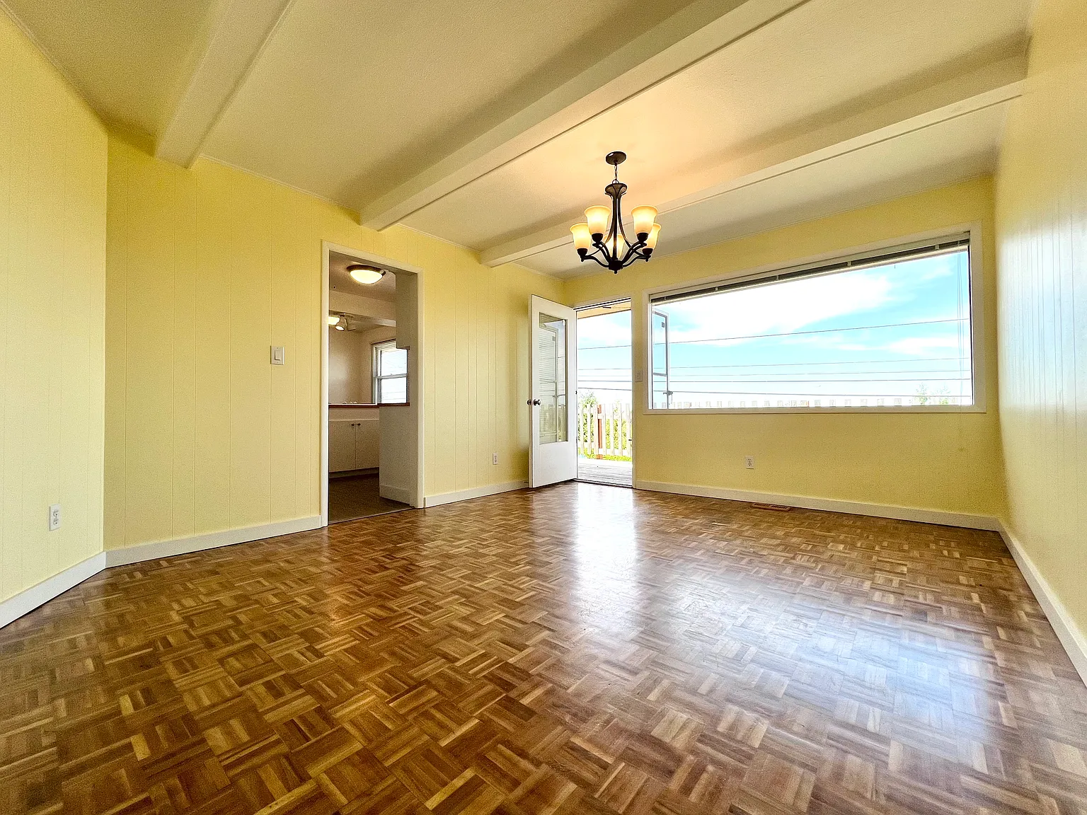 3 bed, 1400 sqft, $2,250 — Photo 4