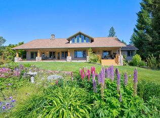 1030 N Pinnon Rd, Grants Pass, OR 97526