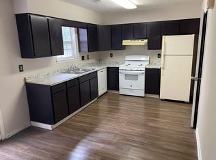 3520 Ten Oaks Ct, Powder Springs, GA 30127