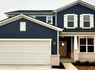 4620 Golden Eagle Dr, Louisville, KY 40245