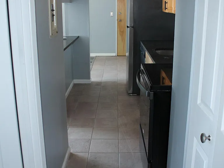 24325 Detroit Rd #202A — Photo 21