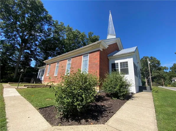 2300 Beallsville Rd, Marianna, PA 15345