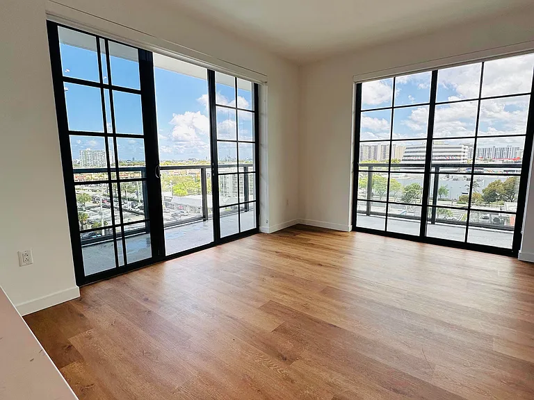 1648 NE 124th St #550 — Photo 1