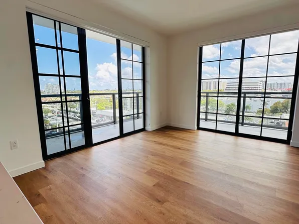 1640 NW 124th St #233, Miami, FL 33167