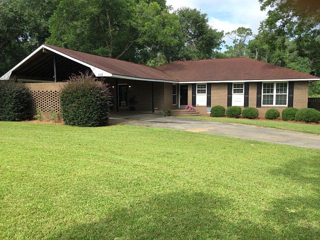 1st image of 108 Greenwood Dr