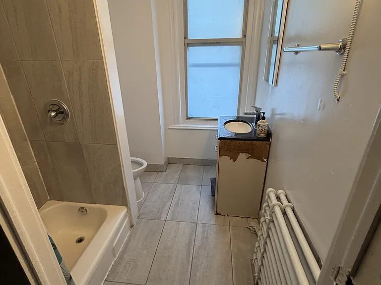 119 Daly Ave #10 — Photo 9