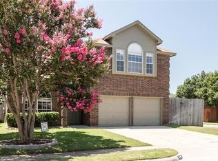 8700 Pedernales Trl, Fort Worth, TX 76118