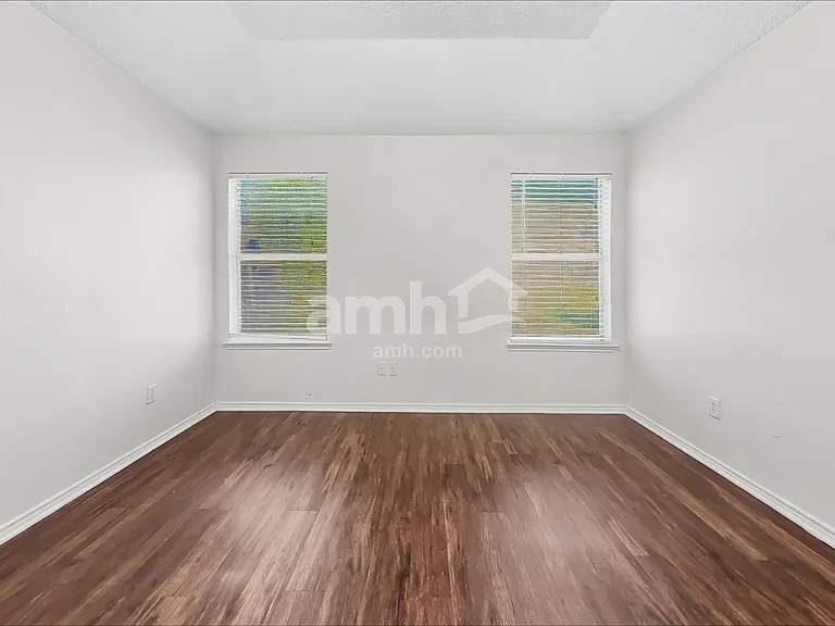 8551 Western Meadows Dr — Photo 9