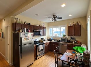 2 Victoria St #2, Somerville, MA 02144