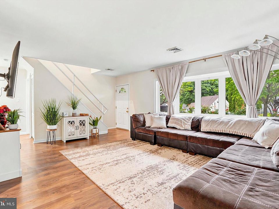 59 Quail Rd, Levittown, PA 19057 | Zillow