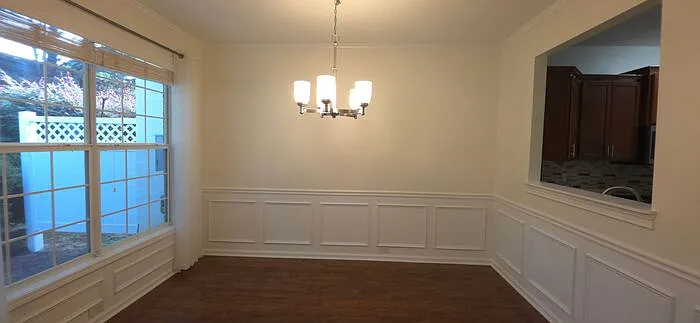 561 Woodland Park Ter — Photo 3