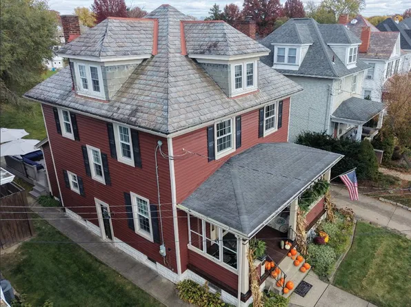 305 E Spring St, Zelienople, PA 16063
