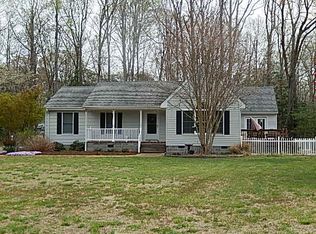 10097 Farys Mill Rd, Gloucester, VA 23061