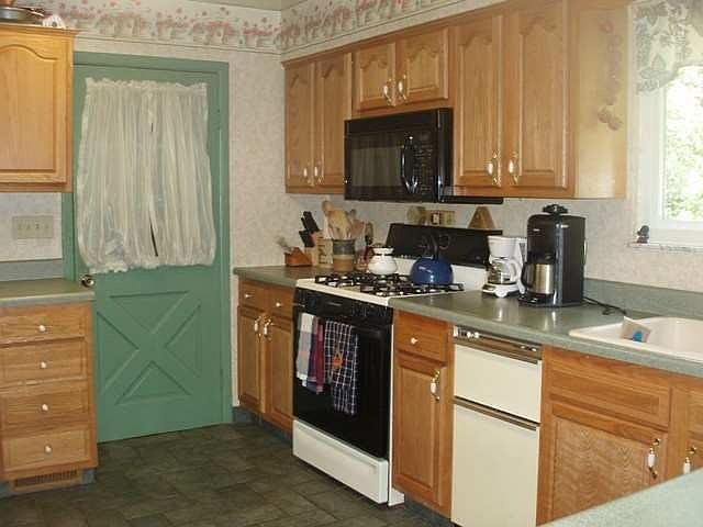 2nd image of 258 N Dorsett Dr