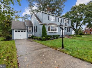 1425 W High St, Haddon Heights, NJ 08035