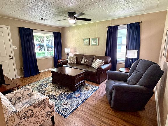 5th image of 614 N Gunter St