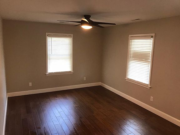 4th image of 502 Freeman St