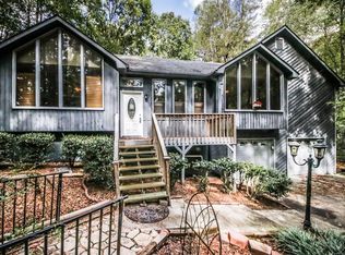 5565 Emerald Way, Acworth, GA 30102