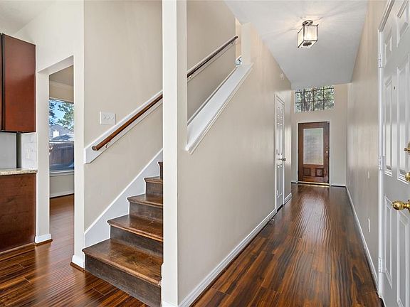 5th image of 20235 Black Canyon Dr