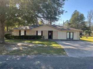 1460 Willow Bend Dr, Vidor, TX 77662