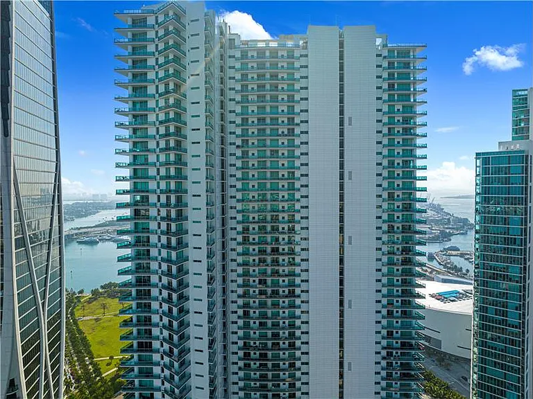 900 Biscayne Blvd #3109 — Photo 42