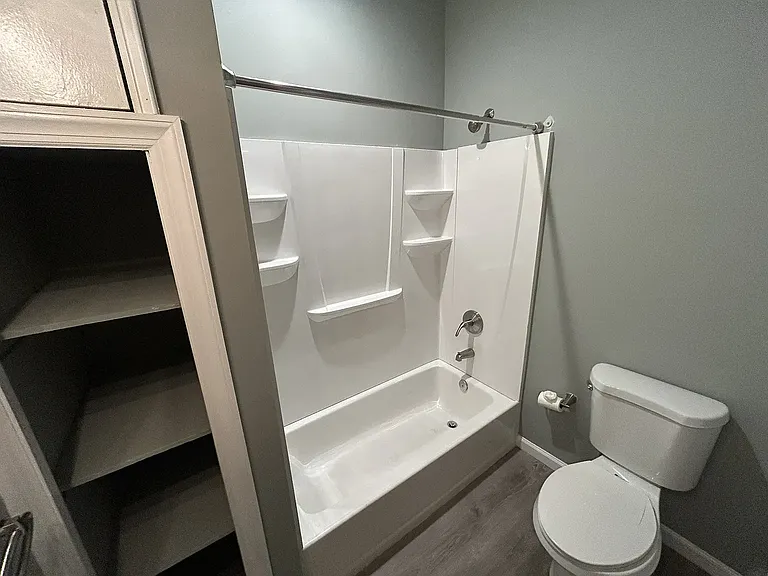 300 Main St #2 — Photo 3