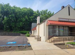 1308 5th Ave #2, Coraopolis, PA 15108