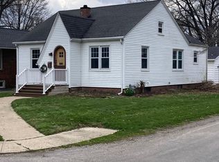 1941 N 7th St, Springfield, IL 62702