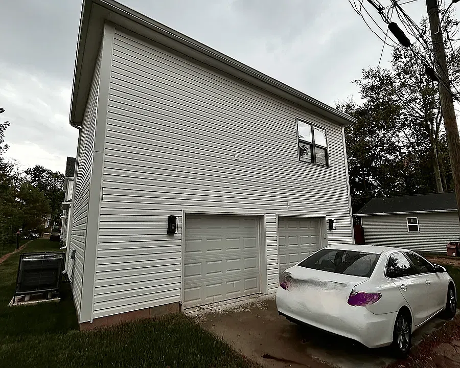 2832 Winthrop Ave #B