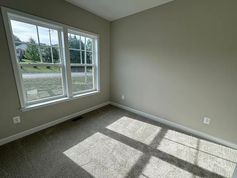 3427 Monterey Dr — Photo 17