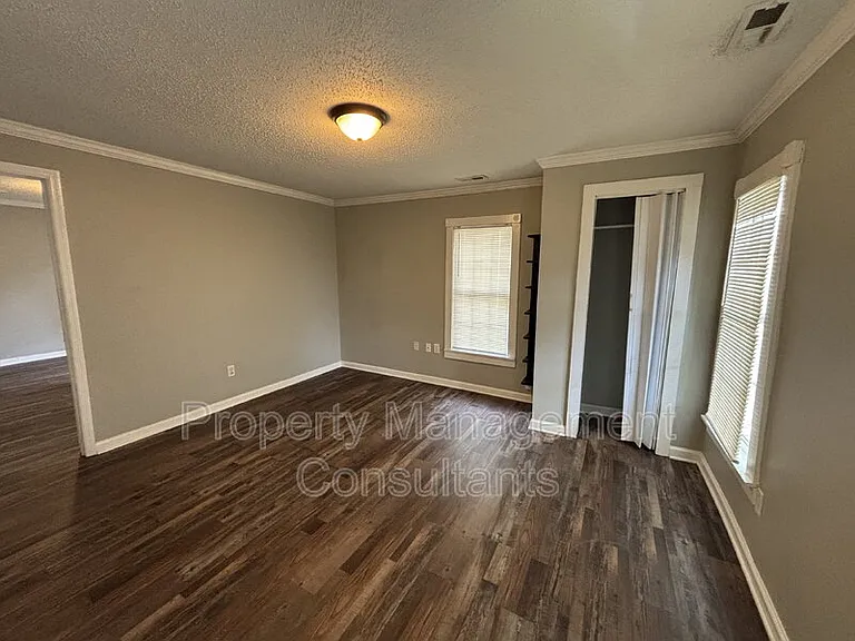 3402 8th Ave SW #B — Photo 6