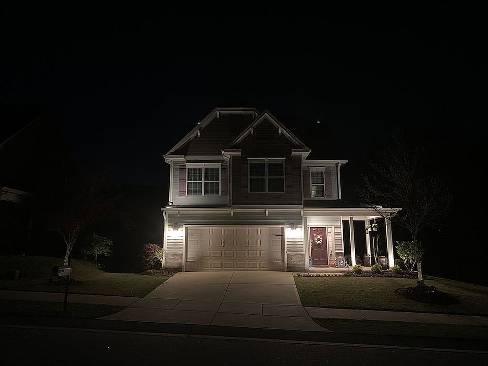 2nd image of 864 Red Oak Tree Dr