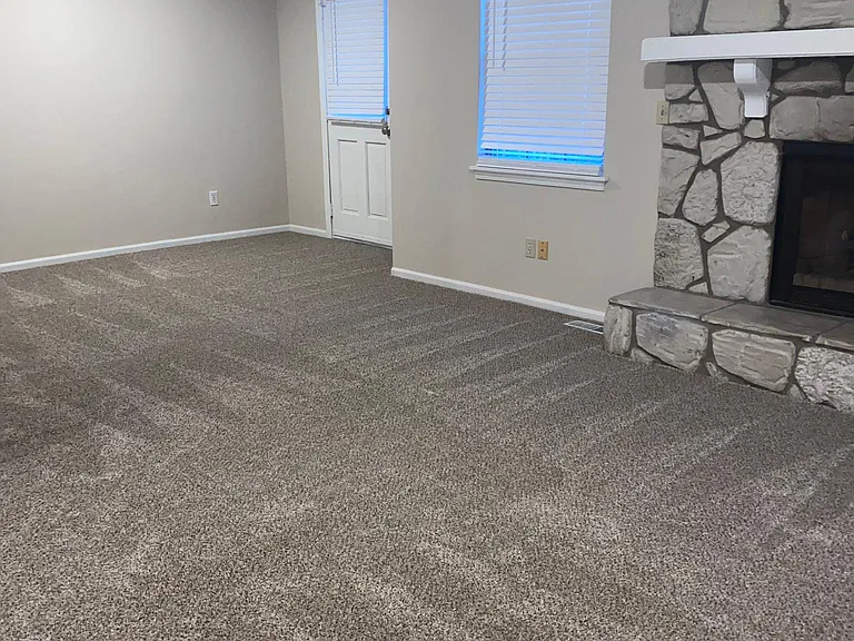 9918 N Cherry Dr — Photo 5