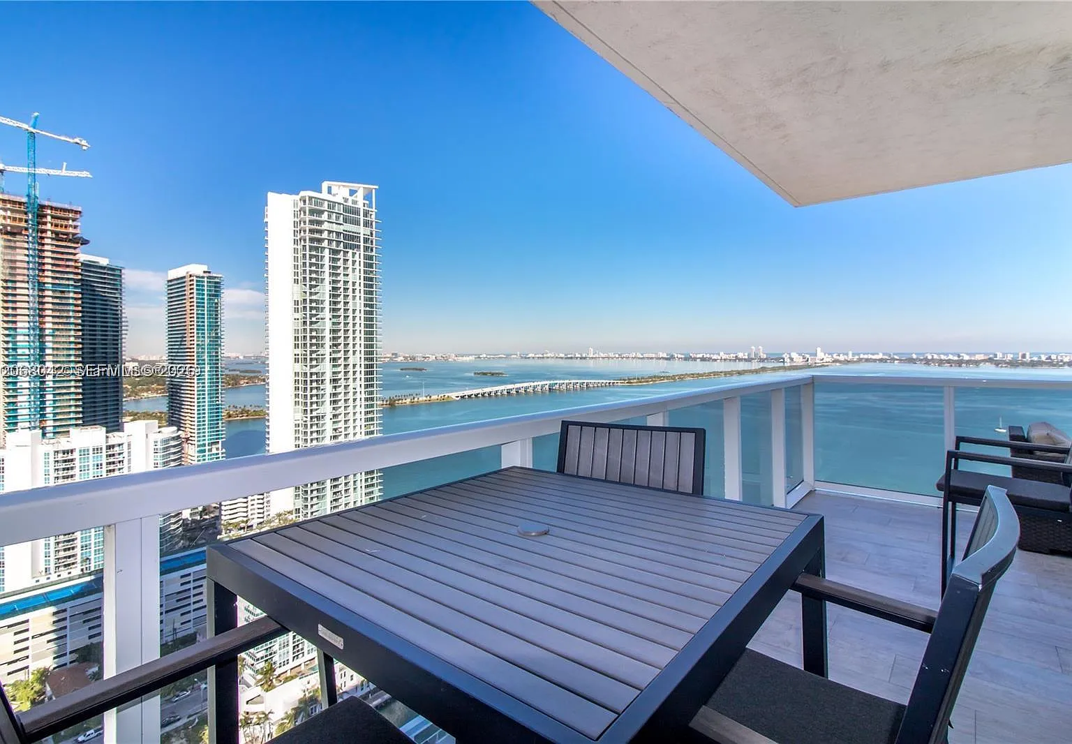 Bay House Condo — Photo 3