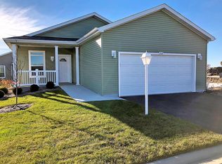 1519 Concord Ct, Grayslake, IL 60030